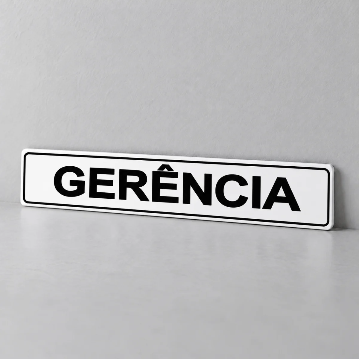 Gerência — placa PVC em perspectiva, sem furos