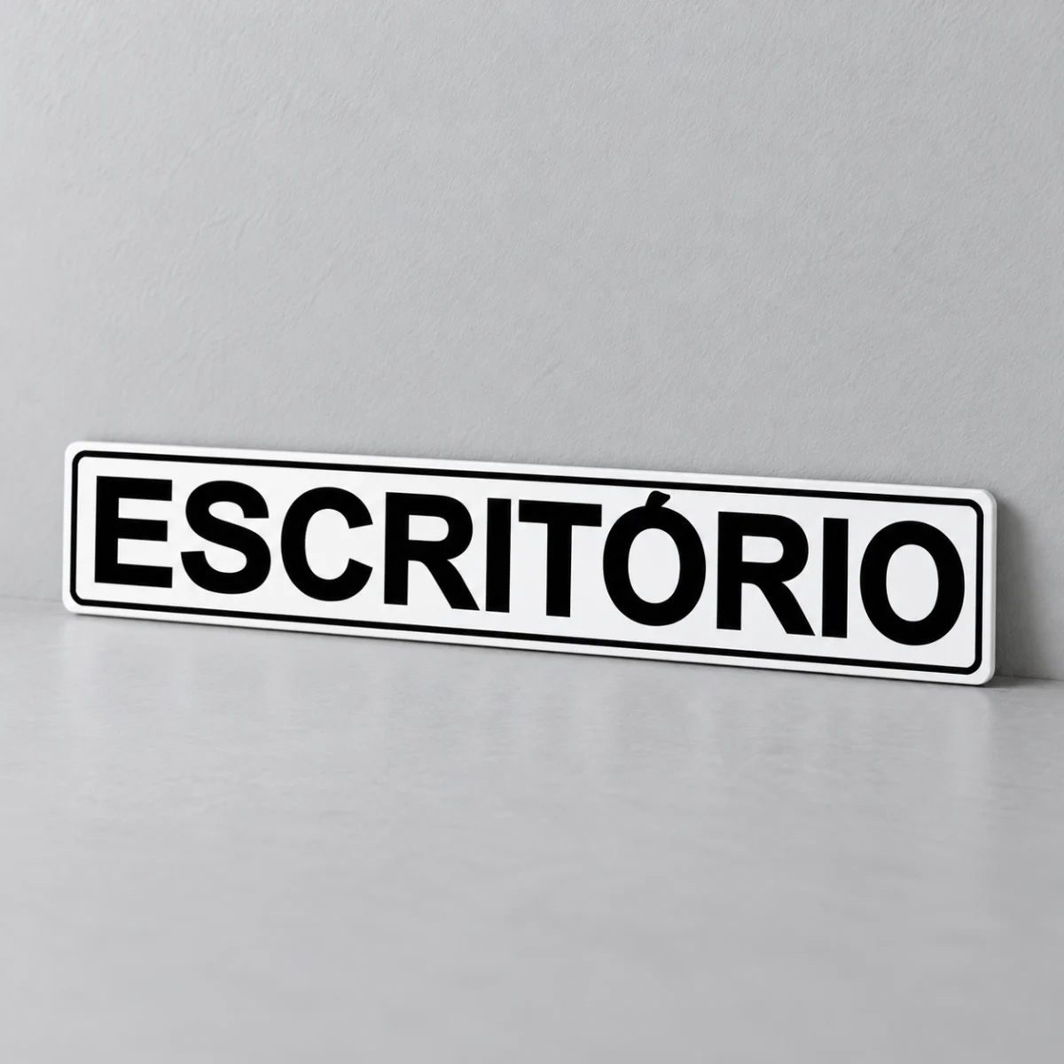 Escritório — placa PVC em perspectiva, sem furos