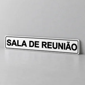 Sala de Reunião — placa PVC em perspectiva, sem furos