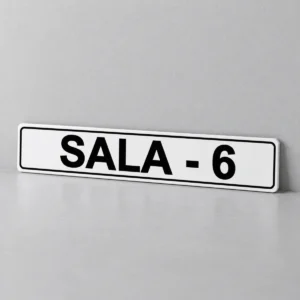 Sala 6 — placa PVC em perspectiva, sem furos