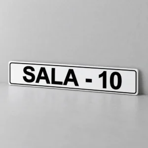 Sala 10 — placa PVC em perspectiva, sem furos