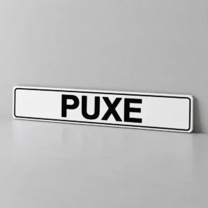 Puxe — placa PVC em perspectiva, sem furos
